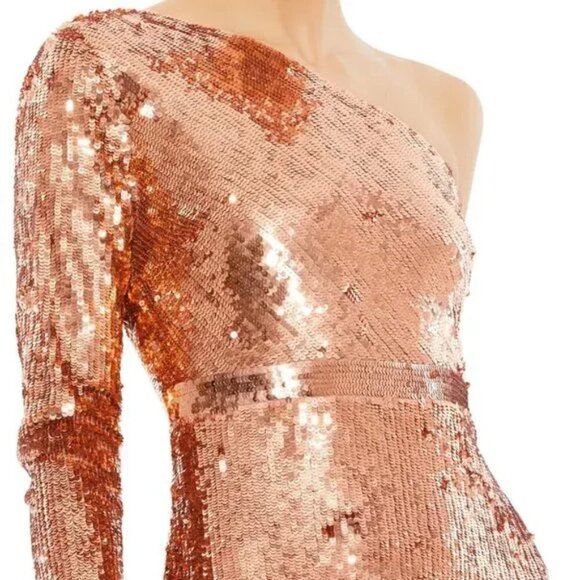 Mac Duggal NWT Sequined One Sleeve Column Gown, size 10 - Picture 4 of 13